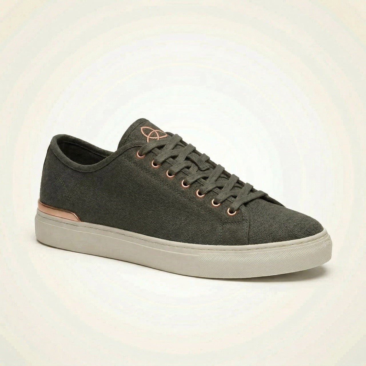 ERTH CLASX basalt sneaker with light gray sole on a white background